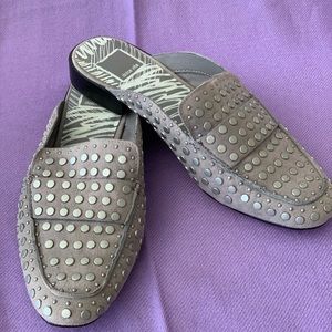 Dolce Vita studded suede loafer slides size 7